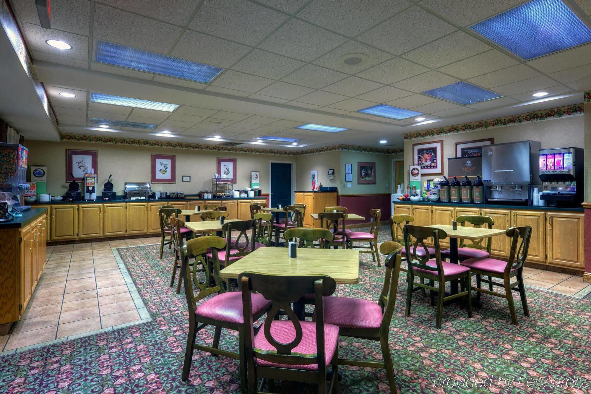 Hotel Country & By Radisson, Roanoke, Va Roanoke