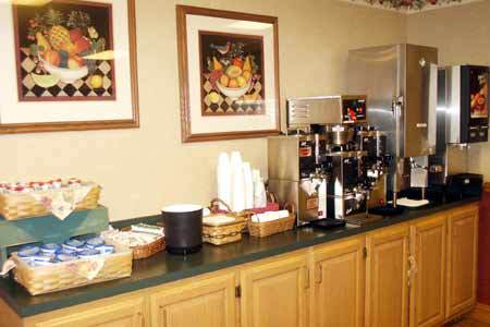Hotel Country & By Radisson, Roanoke, Va